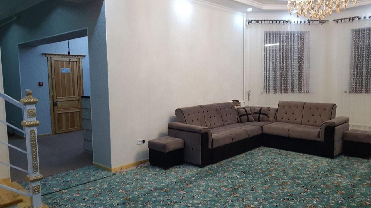 Tomaris Hotel Nukus Bagian luar foto