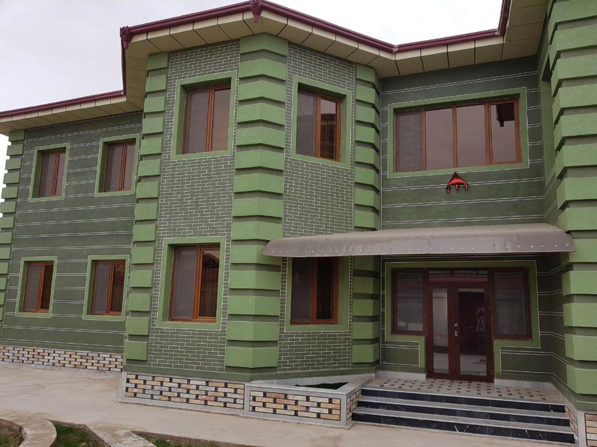 Tomaris Hotel Nukus Bagian luar foto
